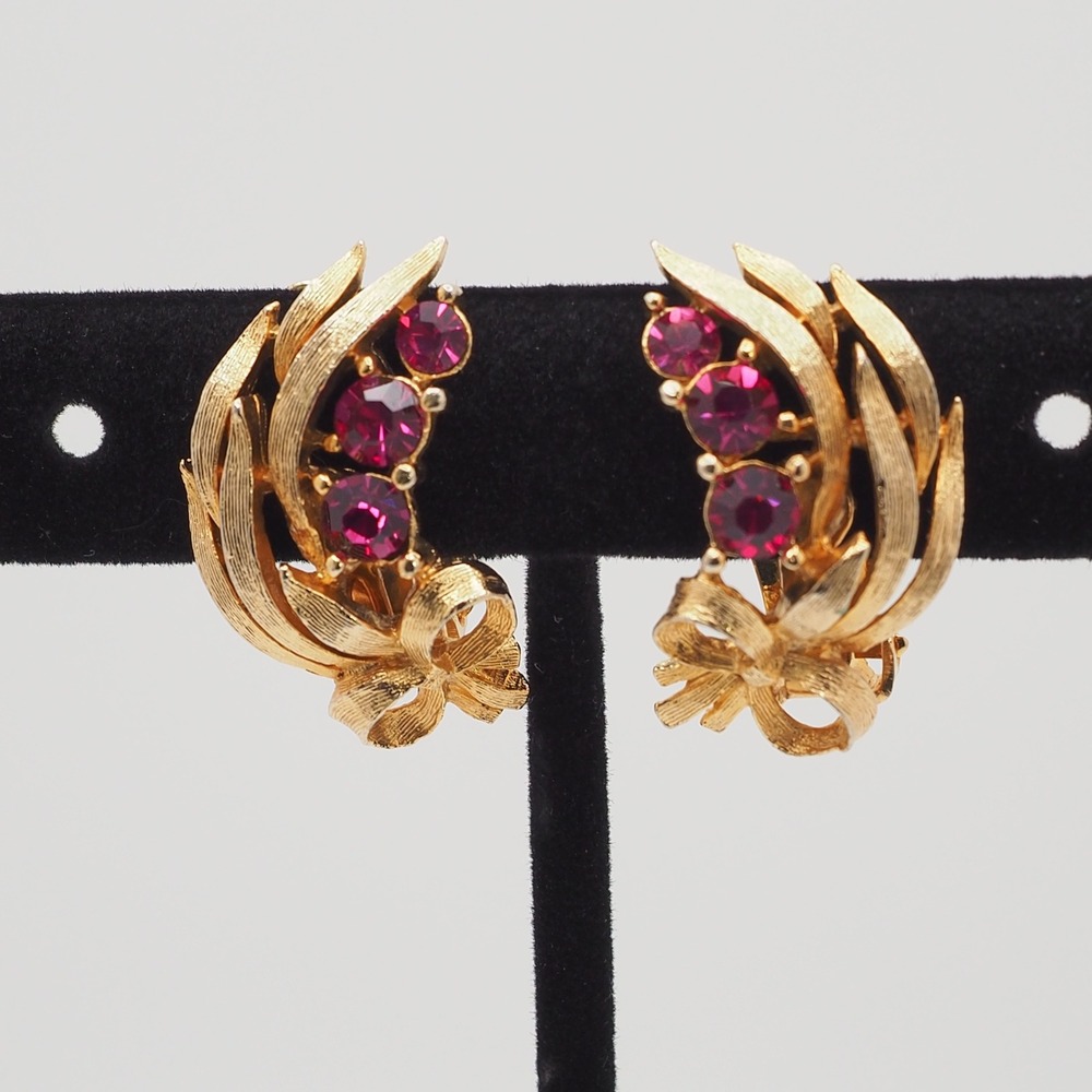 Vintage Clip Earrings Gold Tone Fuchsia Pink Rhinestone Leaf Bow Crawler October